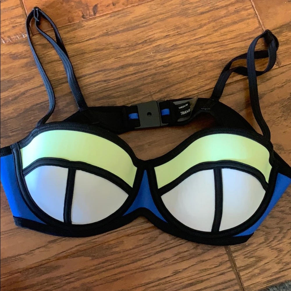 Bikini top
